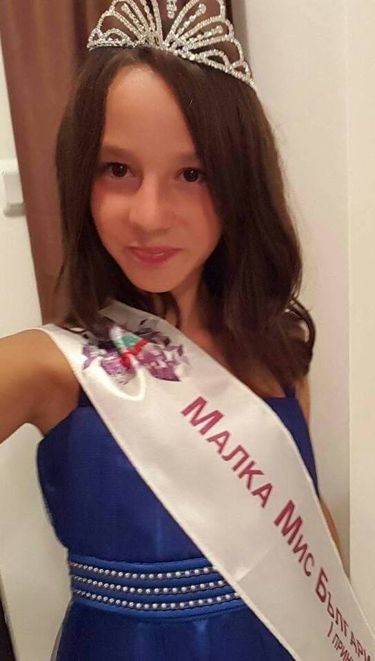  Йована Бошнаковска взе второ място на престижния конкурс  „Малка Мис и Малък Мистър България” 2016 година