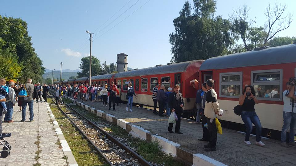 praznichenvlak2